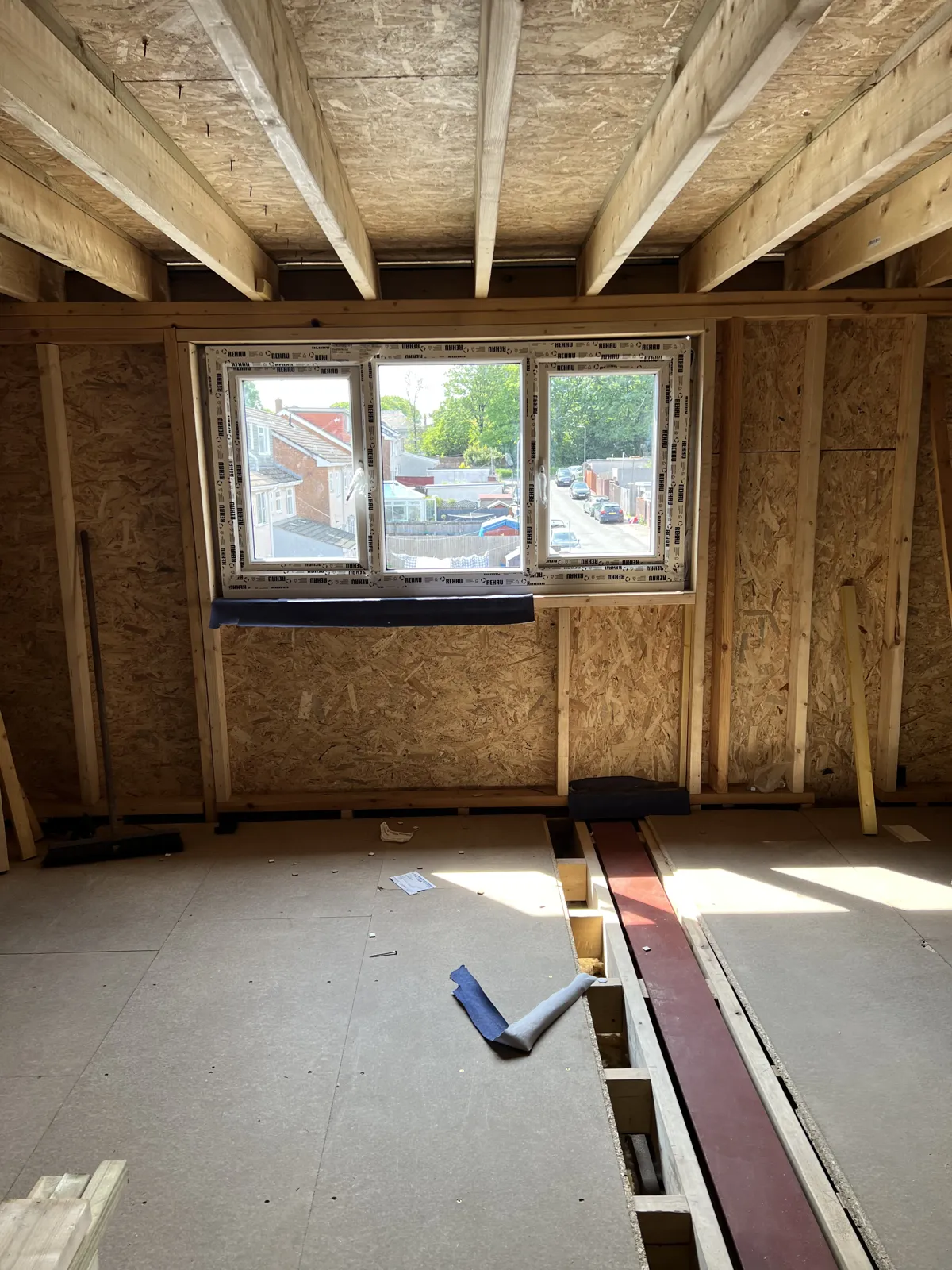 Loft conversion, In Springwood - with ensuite — photo 13 of 20