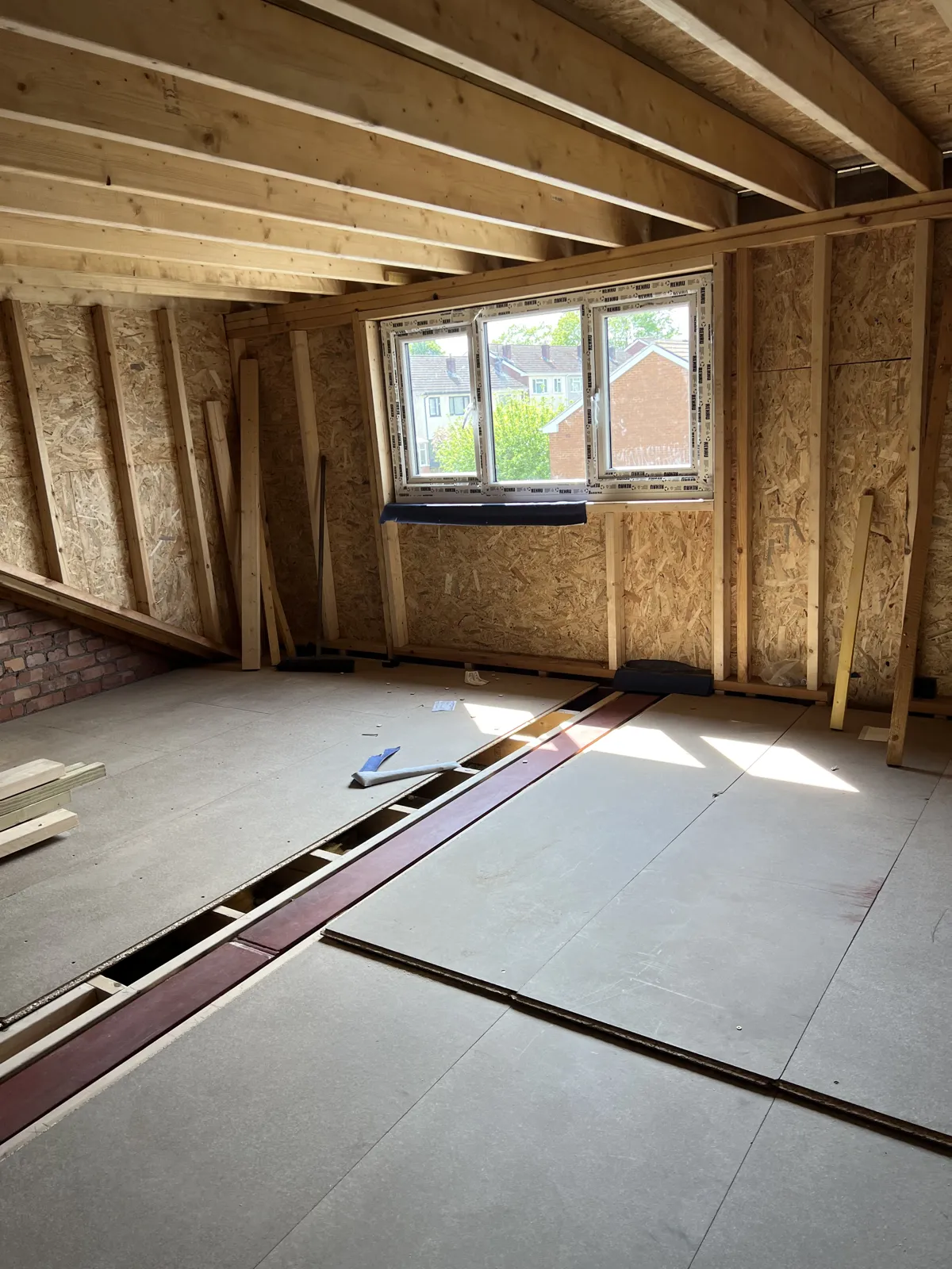 Loft conversion, In Springwood - with ensuite — photo 12 of 20