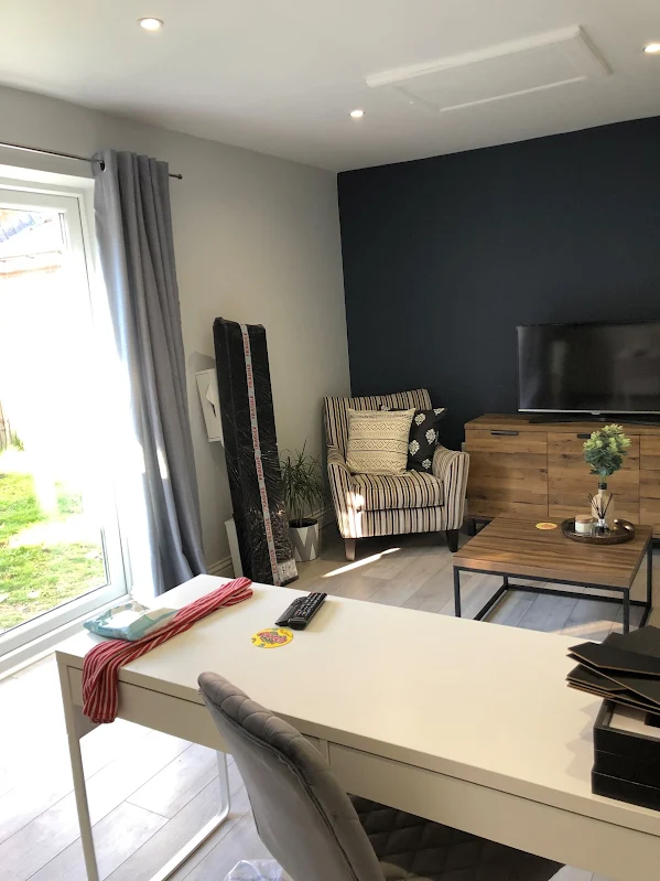 Garage conversion — photo 2 of 7
