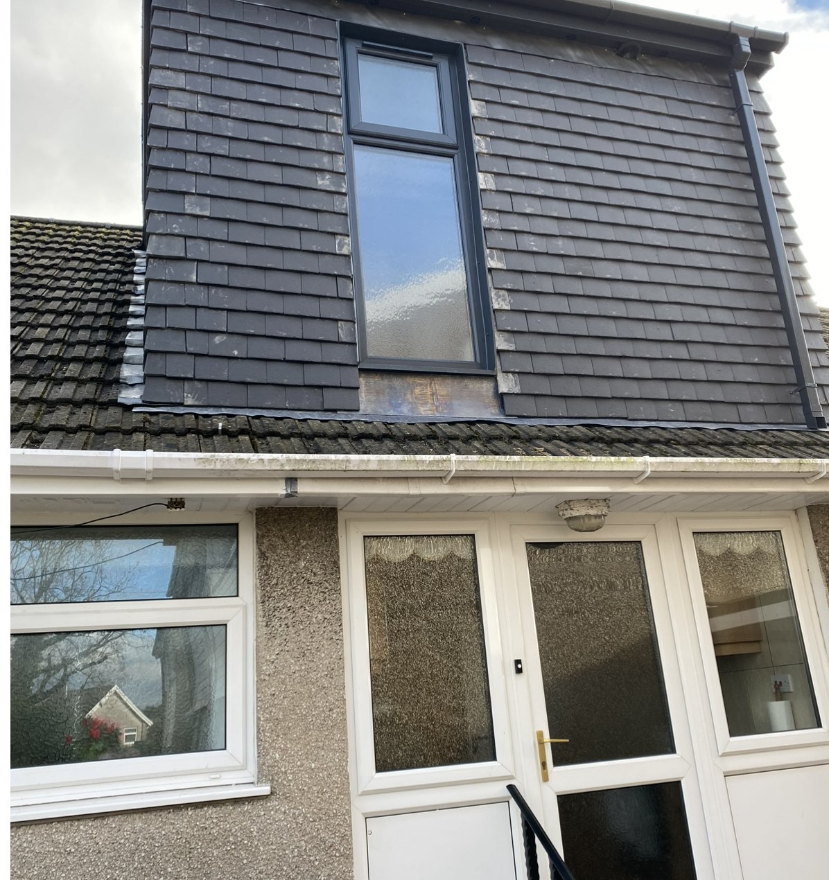 Dorma into an extra bathroom in Caerphilly — photo 2 of 10