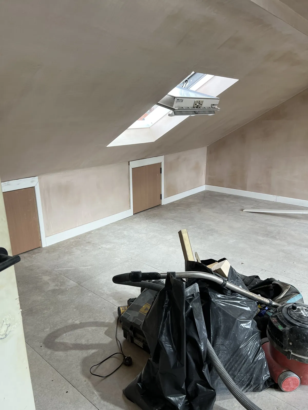 Loft conversion, In Springwood - with ensuite — photo 9 of 20