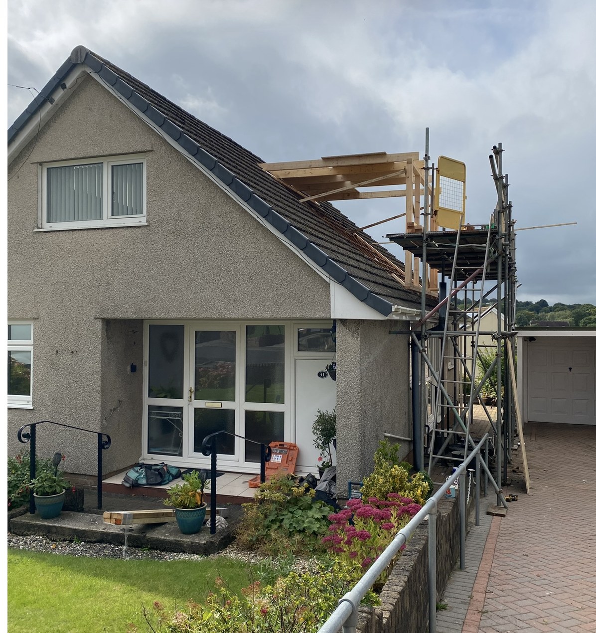 Dorma into an extra bathroom in Caerphilly — photo 8 of 10